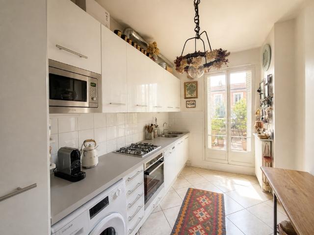 Maison de charme avec jardin et garage