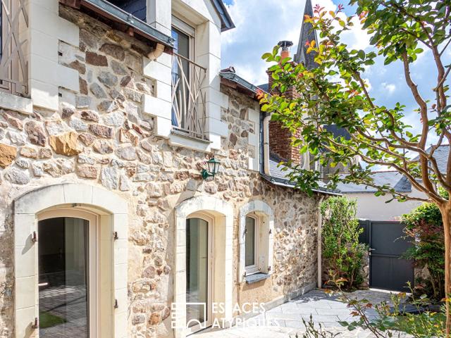 Maison de charme avec terrasse et garage 65m² Tiercé