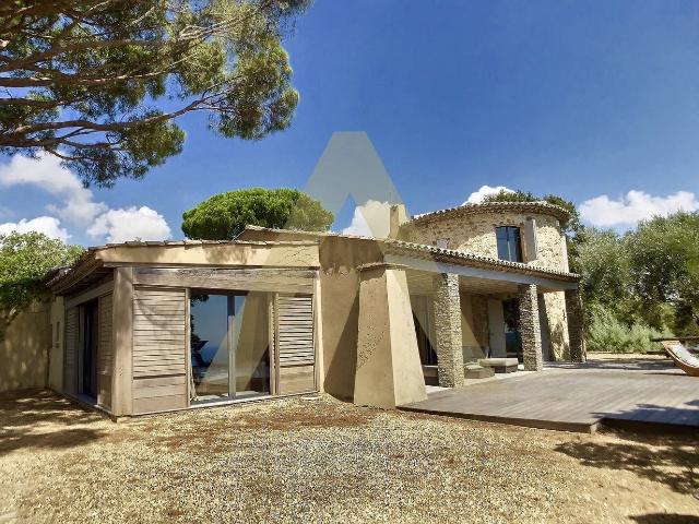 Maison de charme avec vue imprenable sur la mer à Ramatuelle