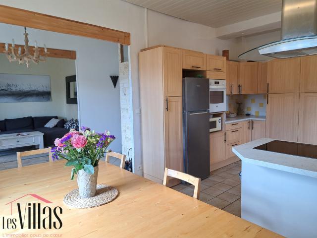Maison de charme à 25 min. De Narbonne 220m² Boutenac