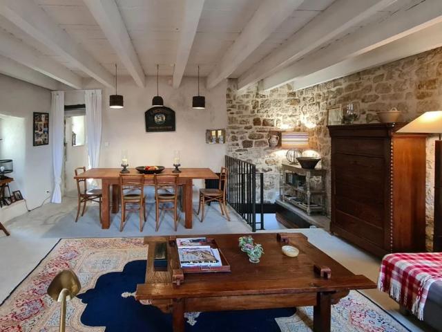 Maison de charme à Blauzac, à seulement 8 kms d'Uzès