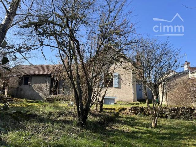 MAISON DE CHARME Bourbon Lancy 130 m² Habitables Terrain 731 m²
