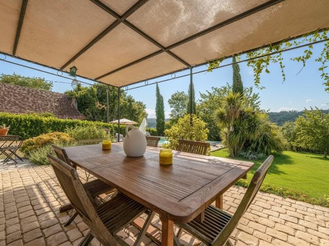 Maison de charme du 19 ème siècle entièrement restaurée avec. 170m² Eyliac