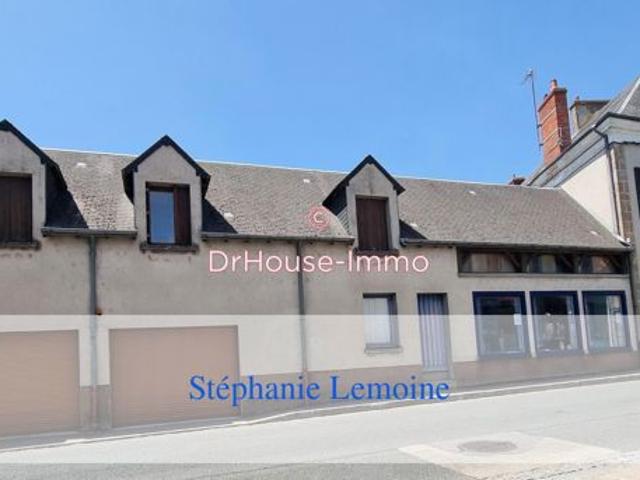 Maison de charme de 177m² à Cluis avec 4 chambres, terrain et garage