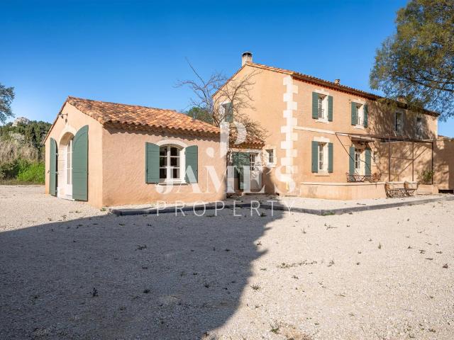 Maison de charme Paradou 147m² Maussane les Alpilles