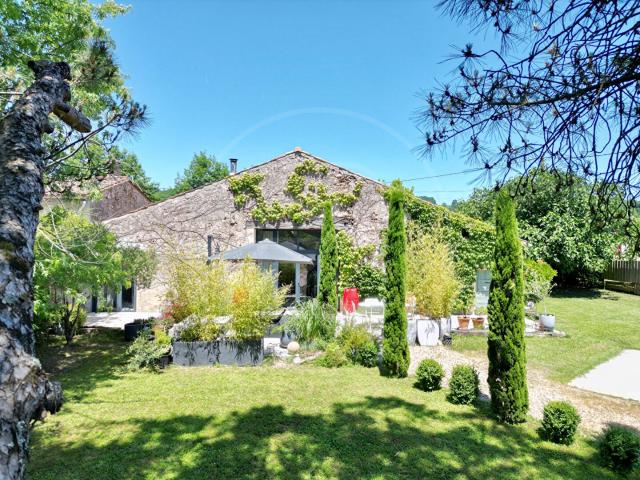 Maison de charme rénovée avec studio potentiel 150m² Lamothe Montravel