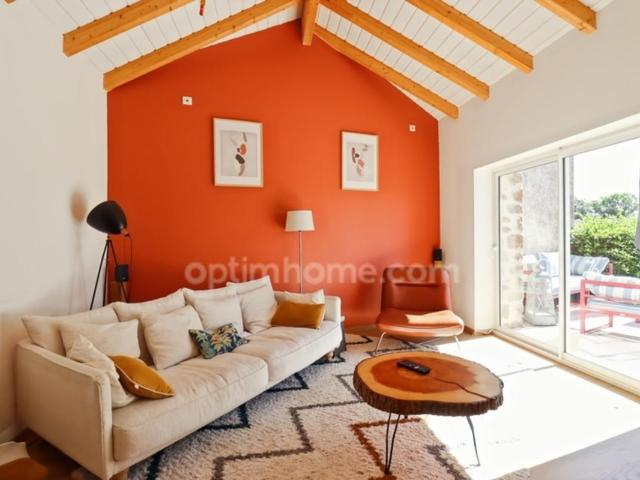 Maison de Charme 132 m² 6 pièces 4 Chambres Carport Double Terrain 1256 m² SAINT HILAIRE LA TREILLE 87