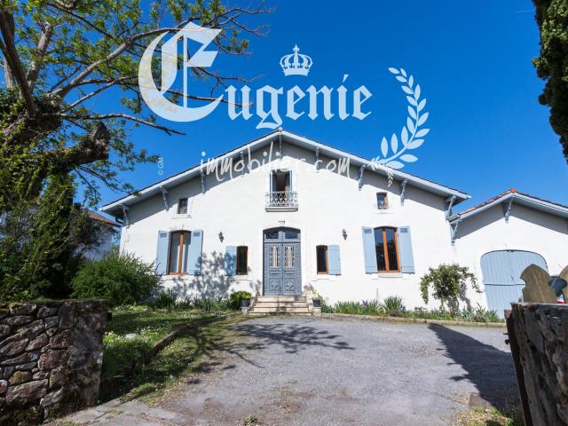 Maison de Charme 235M² Rénovée+ Jardin 1250M² 235m² Dax