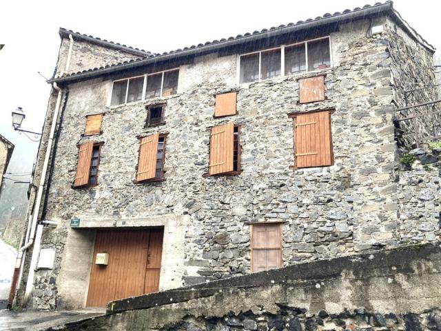 Maison de caractère à vendre MONTFORT SUR BOULZANE 11