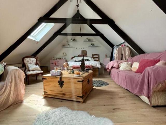 Maison de bourg 7 pièce s 180 m2