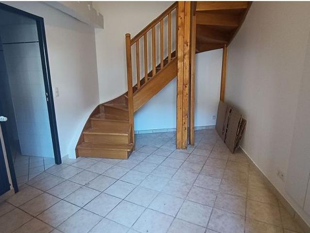 Maison de bourg 55.68m ²
