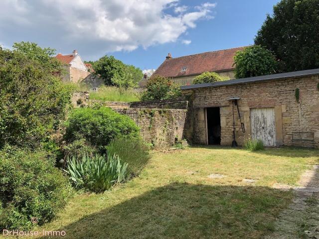 Maison bourgeoise avec jardin en centre bourg