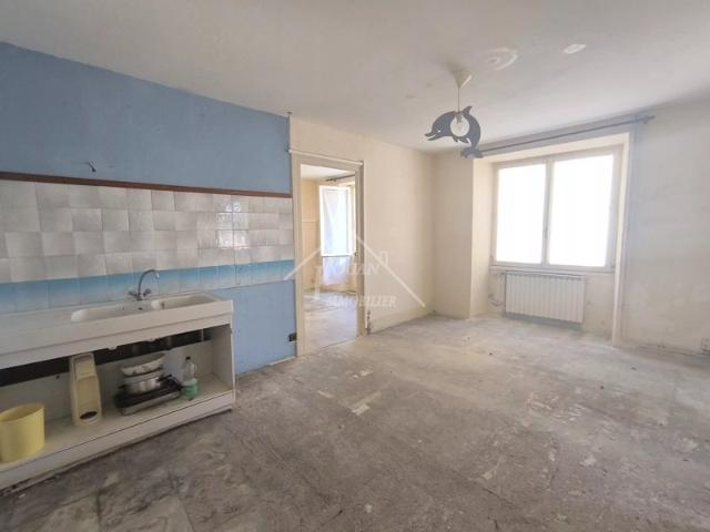 Maison de bourg à rénover idéal investisseur