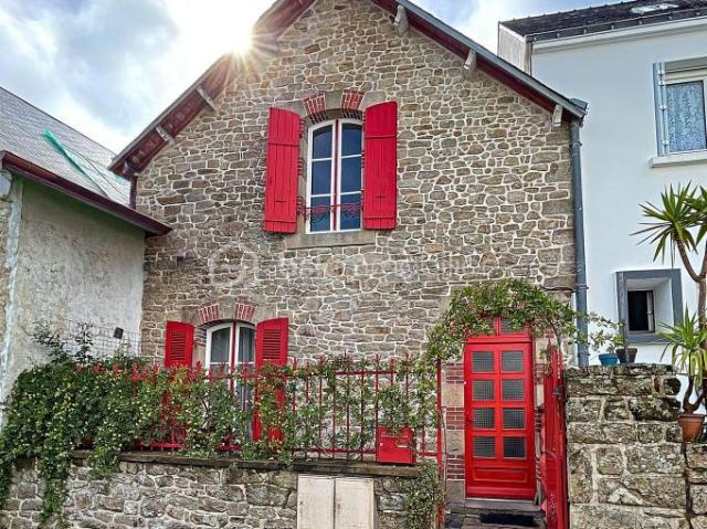 Maison de bourg au cœur de l'Île aux Moines — Coup de cœur assuré !