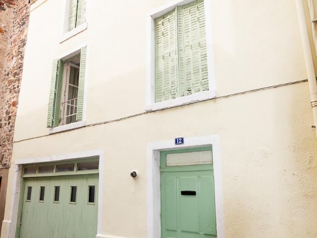 Maison de bourg avec petit garage