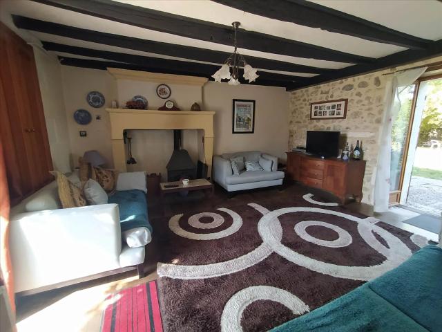 Maison de bourg avec sa grange 79m² Combiers