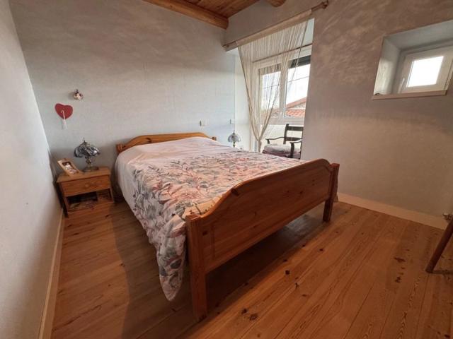 Maison de Bourg + dépendances 20m2 Blavozy