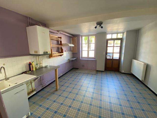 Maison de bourg en centre ville