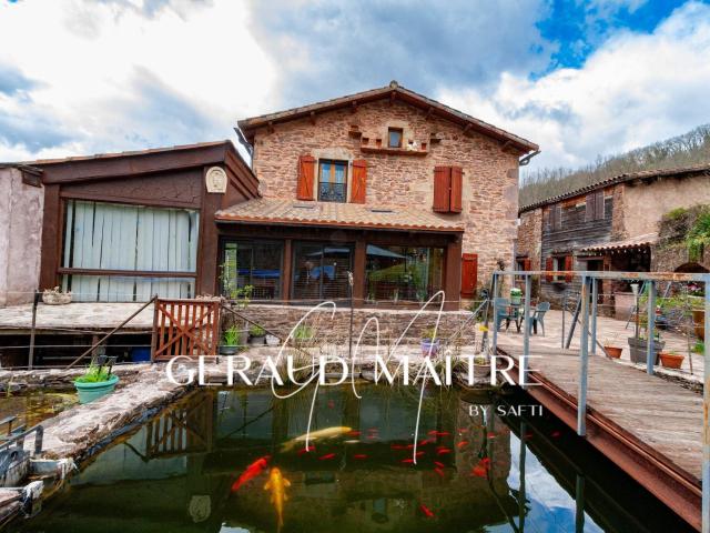 Maison de grand standing isolée avec gite indépendant, pisci. 240m² Broquiès
