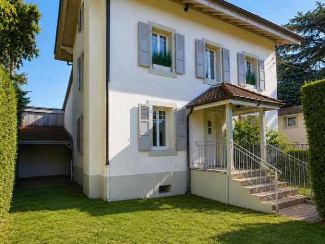 Maison de famille 4 chambres et un petit jardin