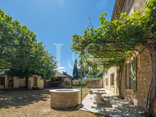 Maison de famille proche du centre ville 300m² Beaumes de Venise