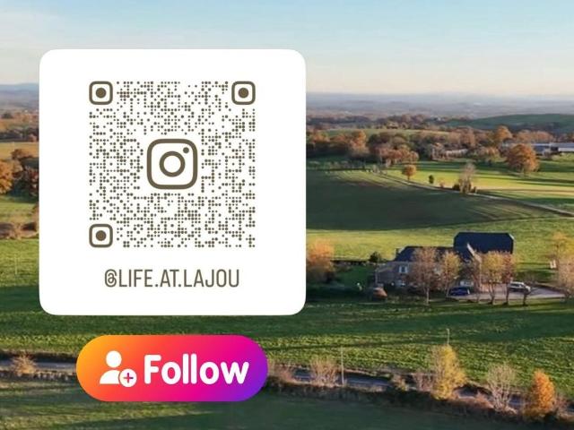 Maison de ferme rénovée avec vues stupéfiantes 244m² Montirat