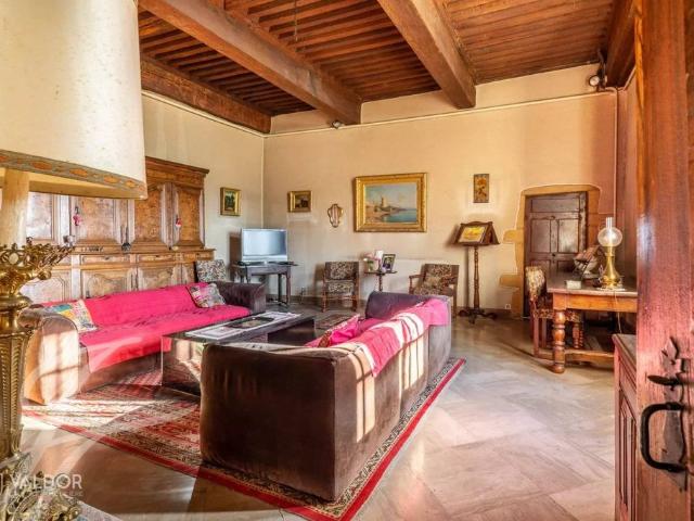 Maison de luxe 6 chambres en vente à Lamure sur Azergues, France