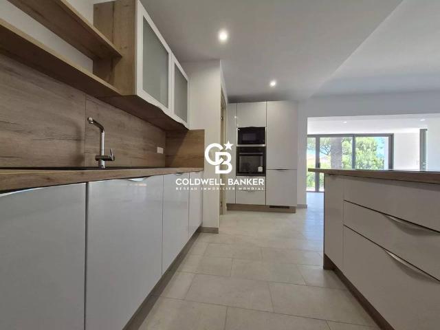 Maison de luxe 3 chambres en vente à Les Issambres, France