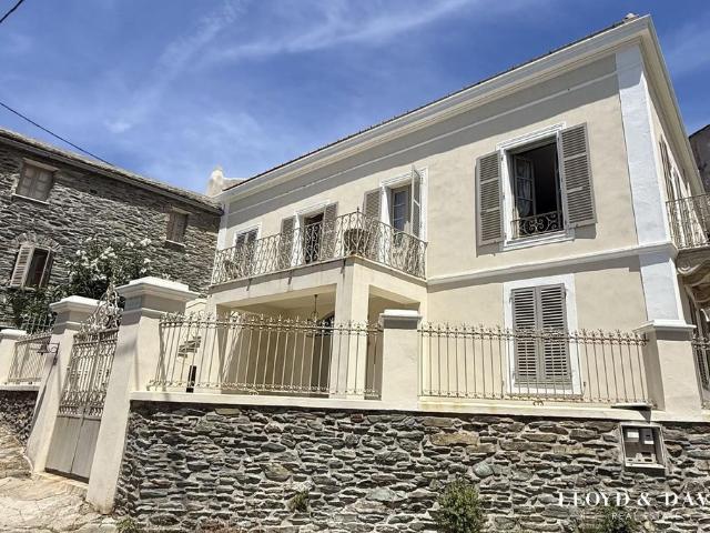 Maison de luxe de 440 m2 en vente Morsiglia, France