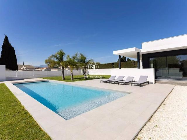 Maison de luxe de 4 pièces en vente à Corneillà, Occitanie