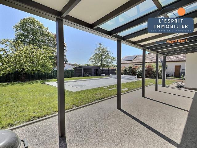 Maison de luxe de 5 chambres en vente à La Maxe, Grand Est