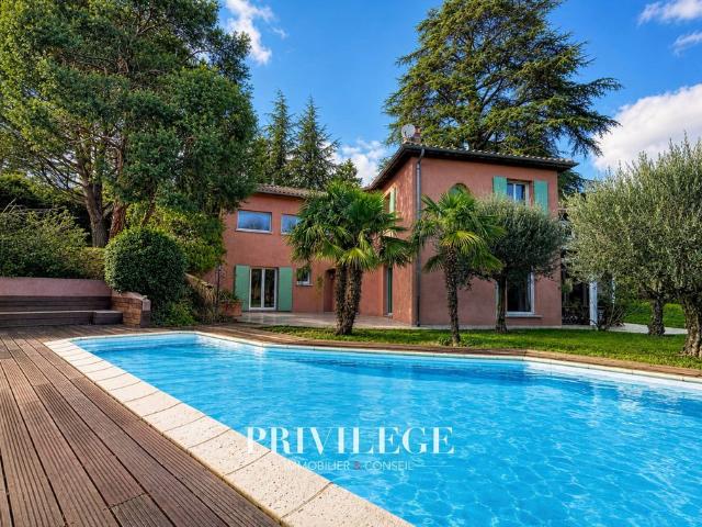 Maison de luxe de 5 chambres en vente à Limonest, France