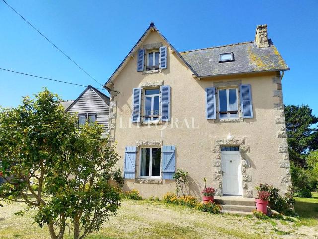 Maison de luxe de 5 chambres en vente à Trébeurden, Bretagne
