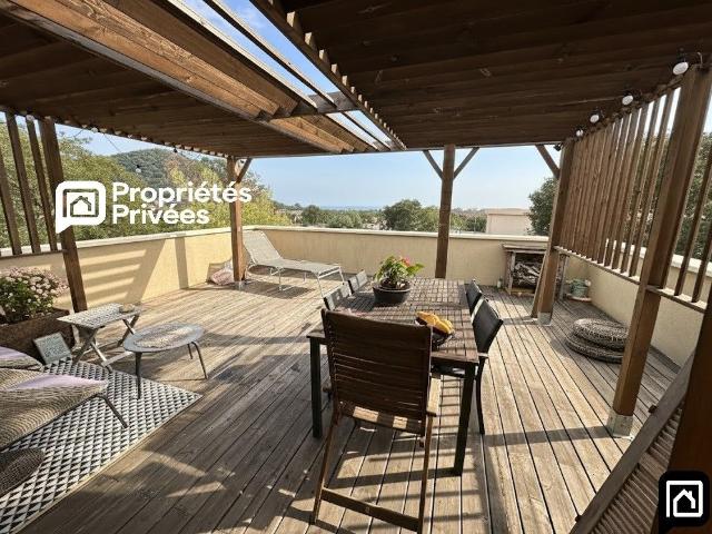 Maison de luxe de 5 pièces en vente à Sainte Lucie de Porto Vecchio, France