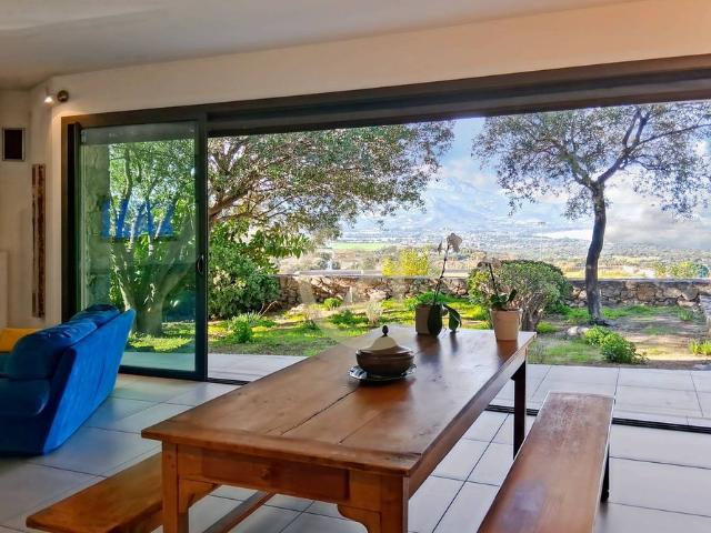 Maison de luxe de 5 pièces en vente Lumio, France