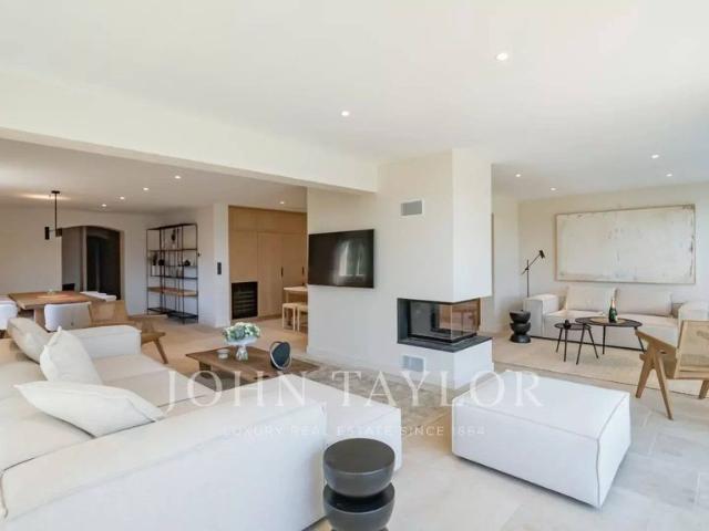 Maison de luxe de 5 pièces en location à Valbonne, Provence Alpes Côte d'Azur