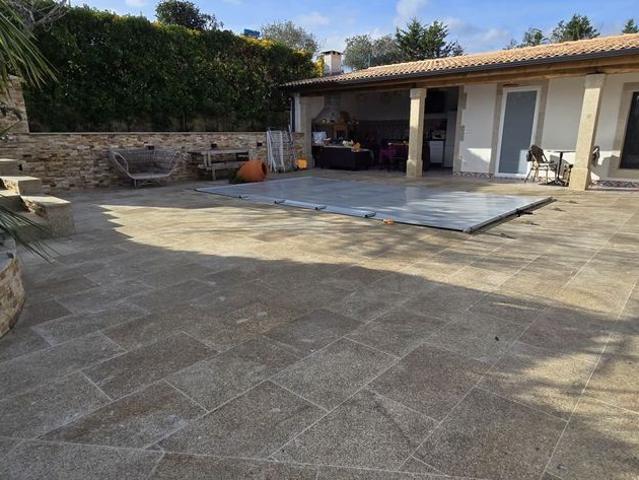 Maison de luxe de 6 pièces en vente à Ajaccio, Corse