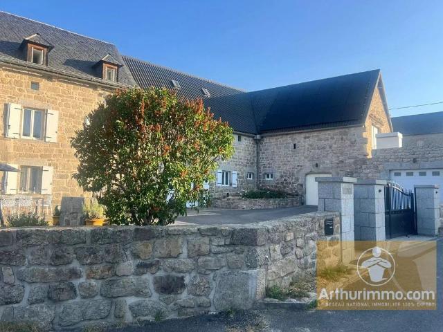 Maison de luxe de 6 pièces en vente à Arzenc d'Apcher, Occitanie