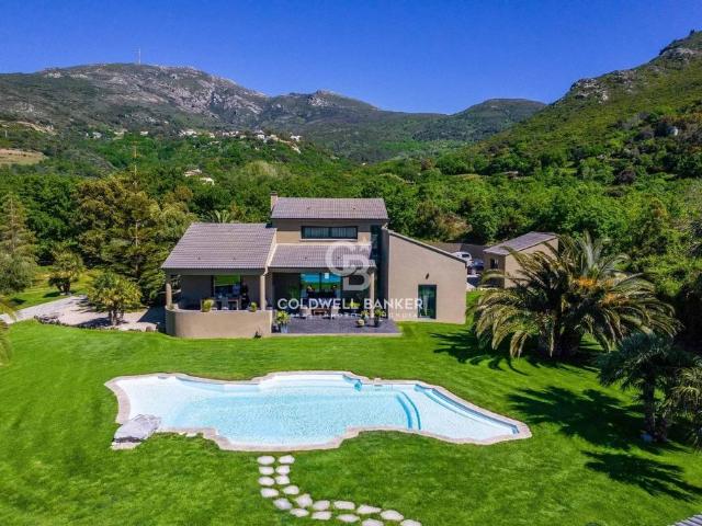 Maison de luxe de 6 pièces en vente à Saint Florent, Corse