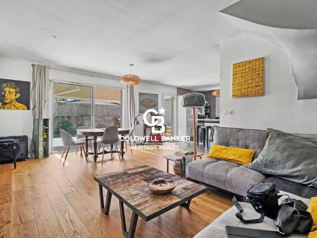 Maison de luxe de 6 pièces en vente à Saint Genis les Ollières, Auvergne Rhône Alpes