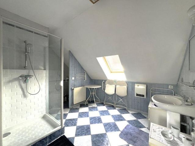 Maison de luxe de 6 pièces en vente à Thoiry, Île de France