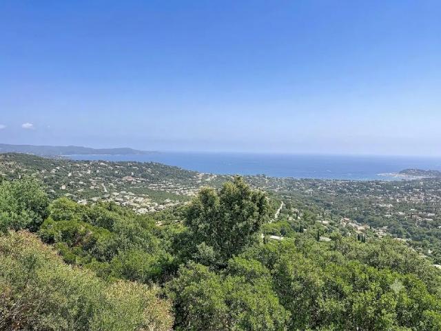Maison de luxe de 73 m2 en vente Cavalaire sur Mer, Provence Alpes Côte d'Azur