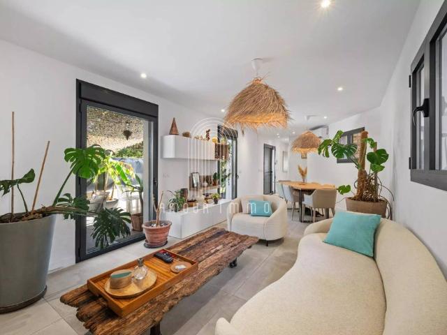Maison de luxe de 7 pièces en vente à Nice, Provence Alpes Côte d'Azur