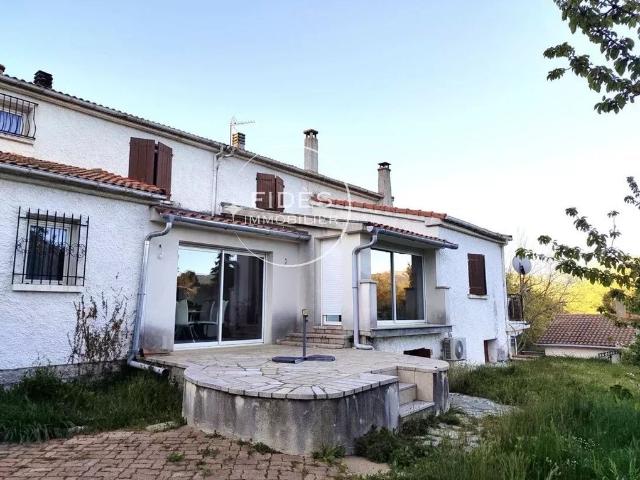 Maison de luxe de 7 pièces en vente à Levie, Corse