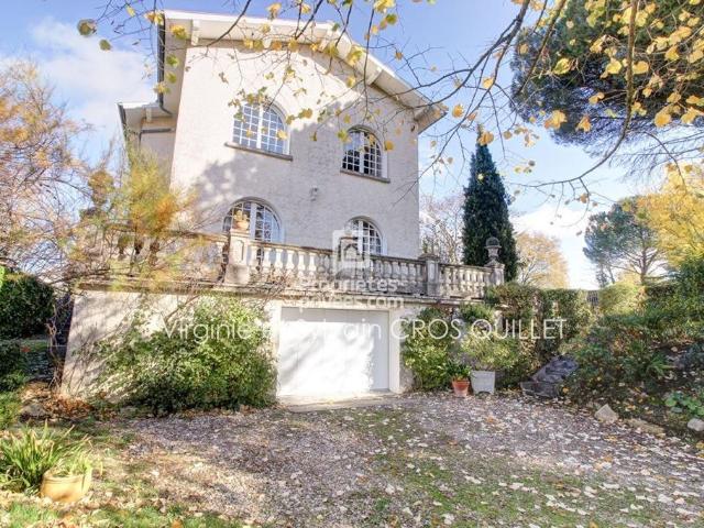 Maison de luxe de 8 pièces en vente à Verfeil, France