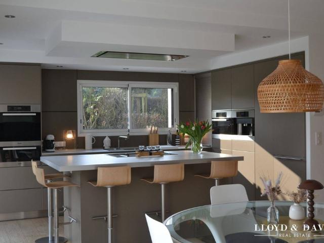 Maison de luxe de 9 pièces en vente à Concarneau, Bretagne