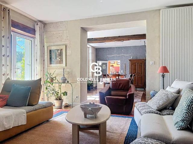 Maison de luxe de 9 pièces en vente à Fontcouverte, France