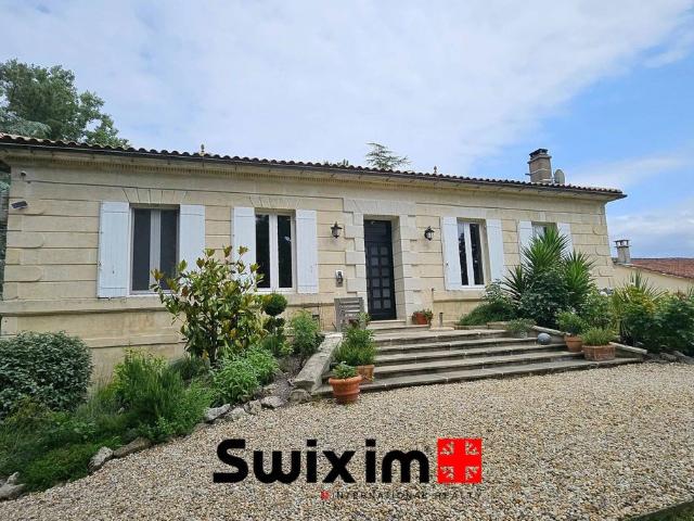 Maison de luxe de 9 pièces en vente à Gaillan en Médoc, France