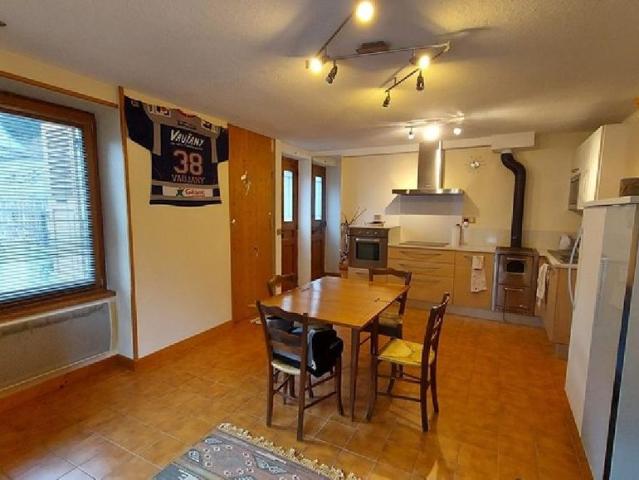Maison de luxe de 9 pièces en vente à Vaujany, France