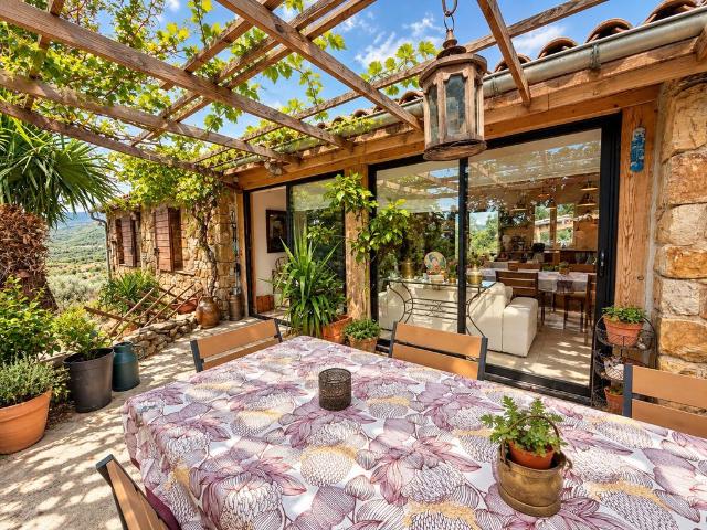 Maison de luxe de 108 m2 en vente Saint Privat, France